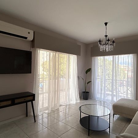 Beach Apartment'S ليماسول المظهر الخارجي الصورة