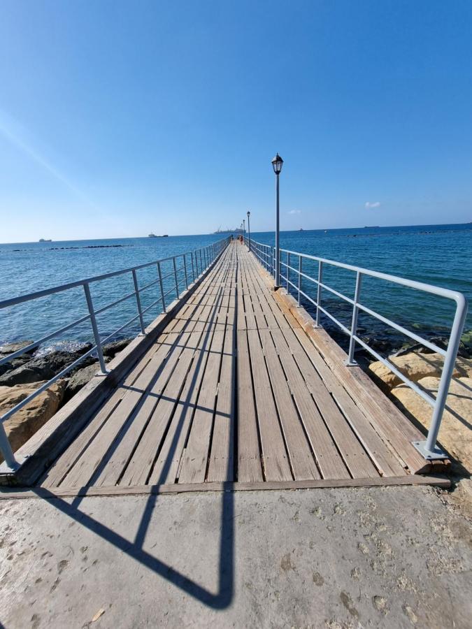 Beach Apartment'S ليماسول المظهر الخارجي الصورة