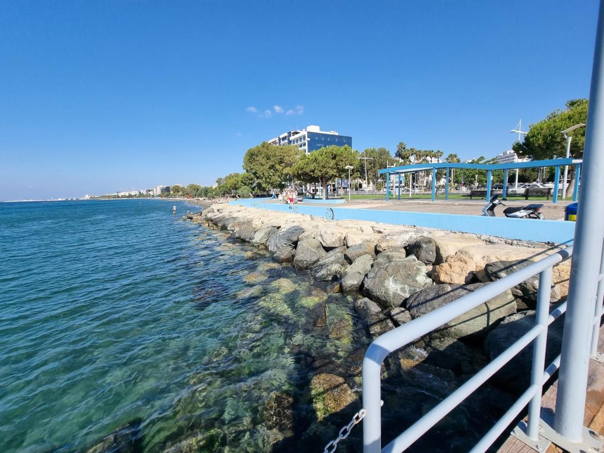 Beach Apartment'S ليماسول المظهر الخارجي الصورة