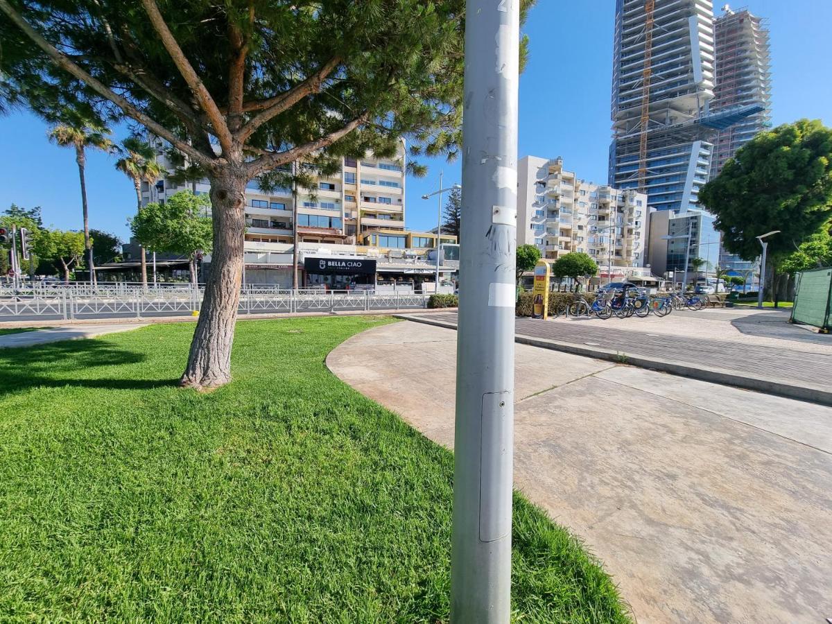 Beach Apartment'S ليماسول المظهر الخارجي الصورة