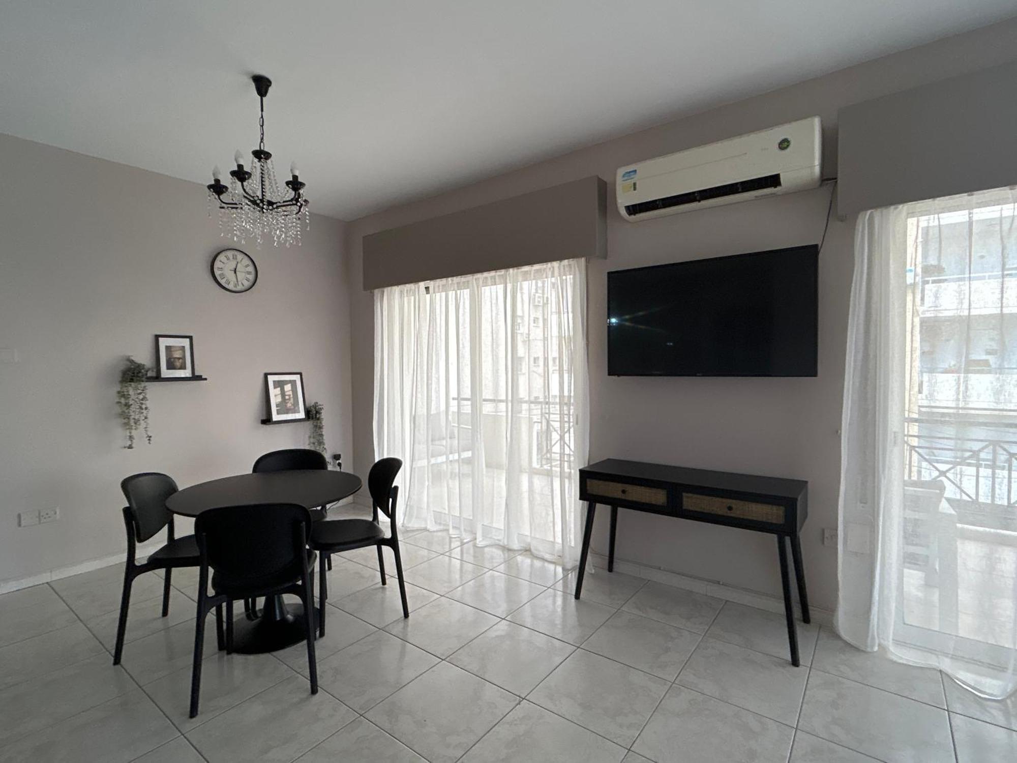 Beach Apartment'S ليماسول المظهر الخارجي الصورة